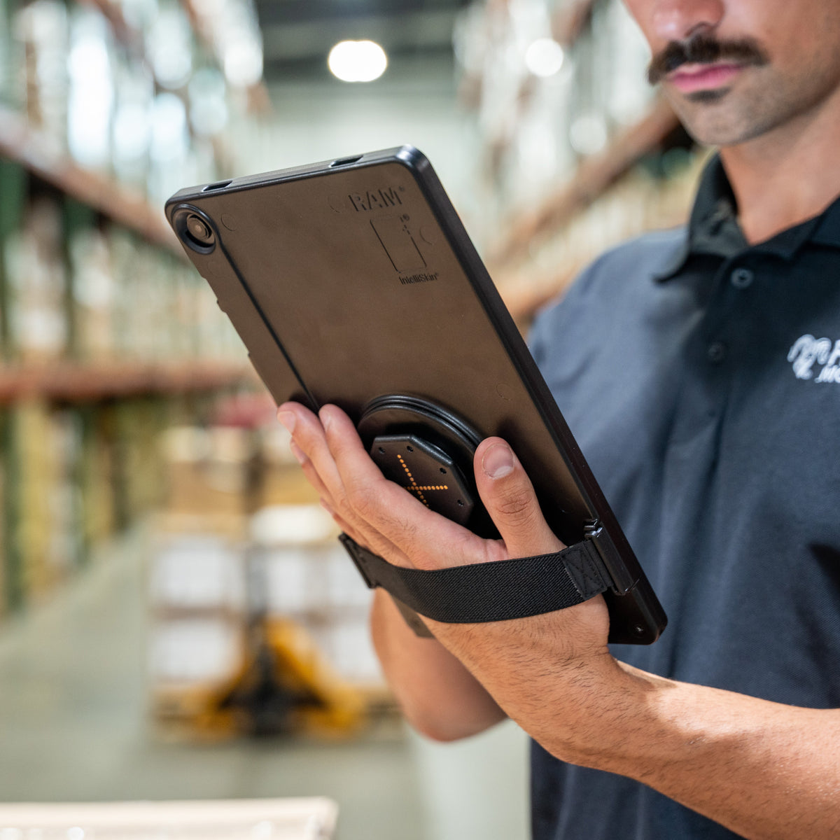 RAM Mounts GDS hand strap for IntelliSkin Thin-Case, large tablets – additional view