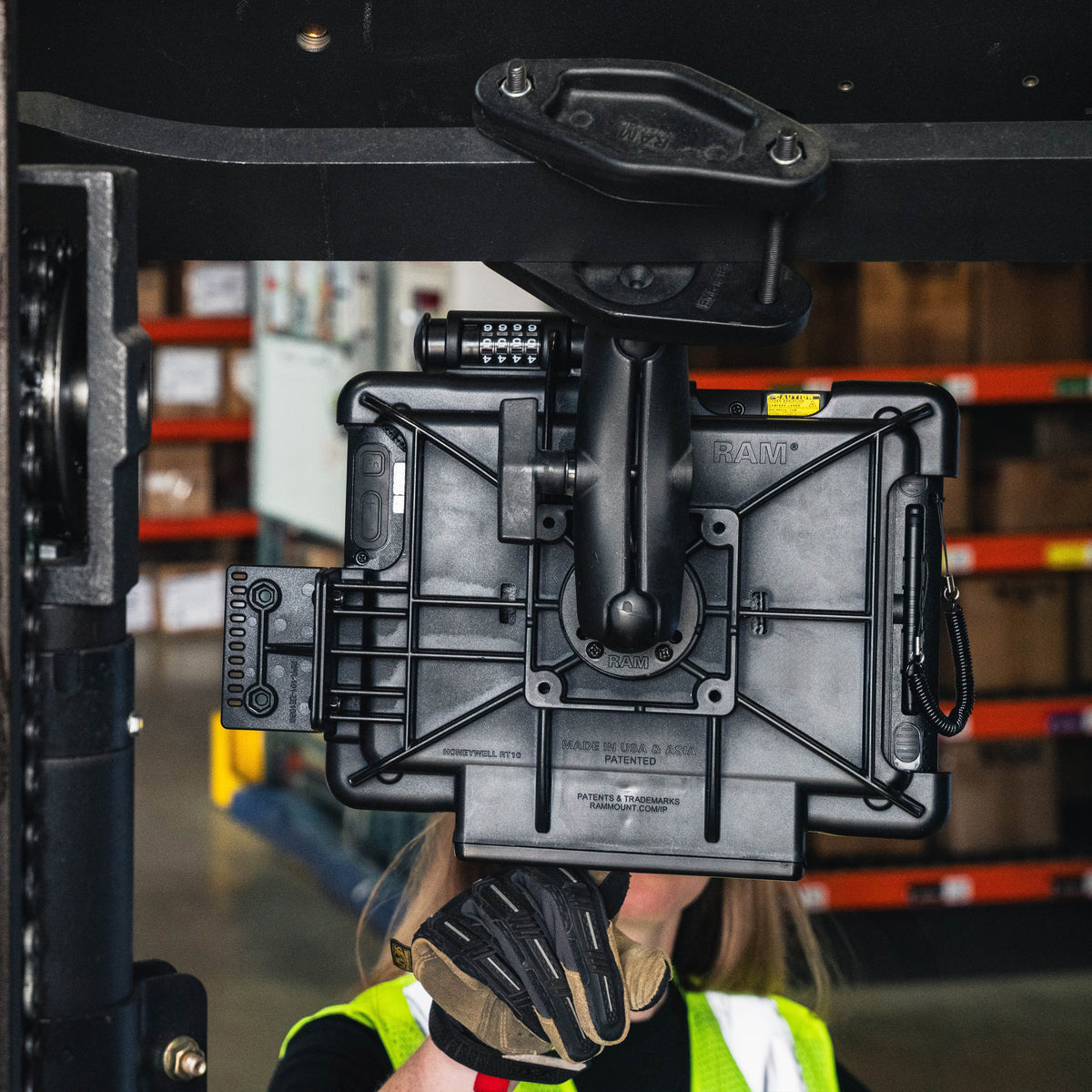RAM Mounts combo-locking Form-Fit holder for Honeywell RT10 rugged tablet – additional view