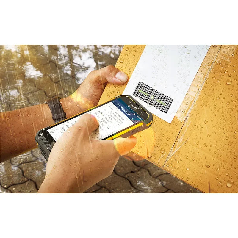 CipherLab RS36 Android touch mobile computer, Wi-Fi + 4G LTE, 2D imager (SE4770) (AS36E4RF4NSG1) – scanning a barcode